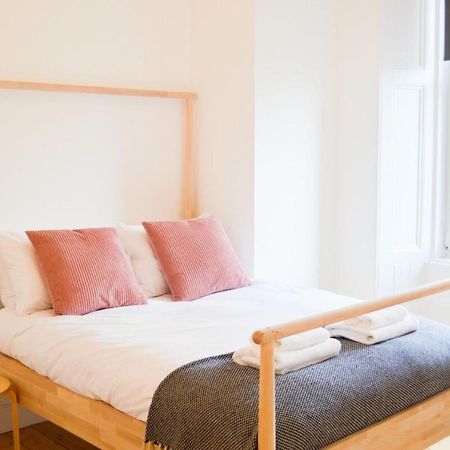 Modern 1 Bedroom Flat In The Heart Of إدنبرة المظهر الخارجي الصورة